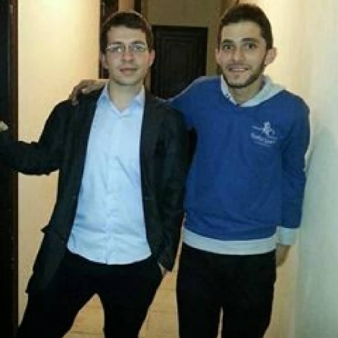 خير صديق وجليس