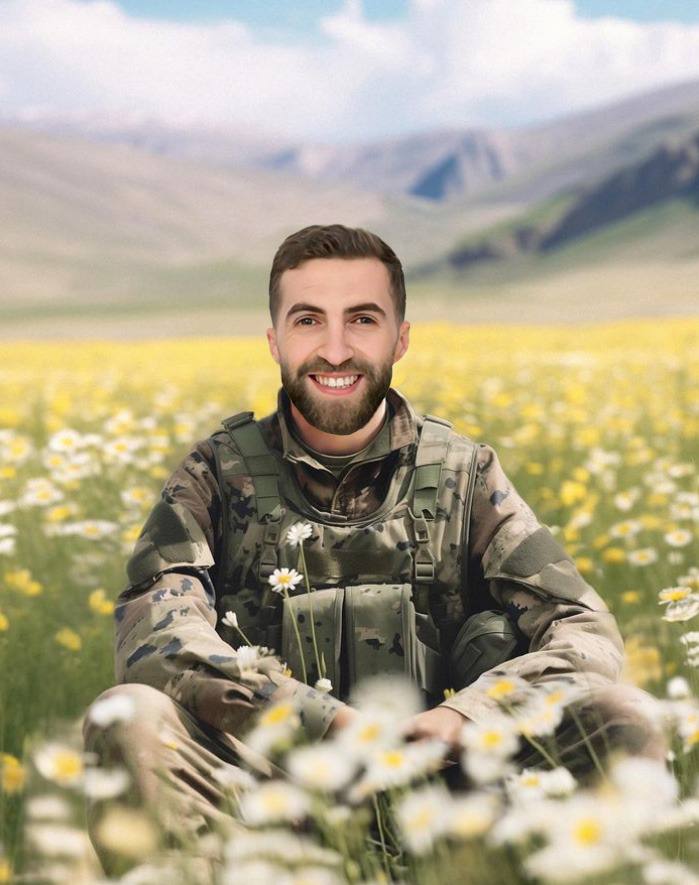 الشهادة أتت إليه