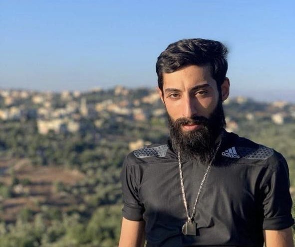 الخدوم المُبادر للمساعدة