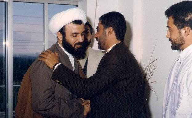علاقته بالإمام الخميني