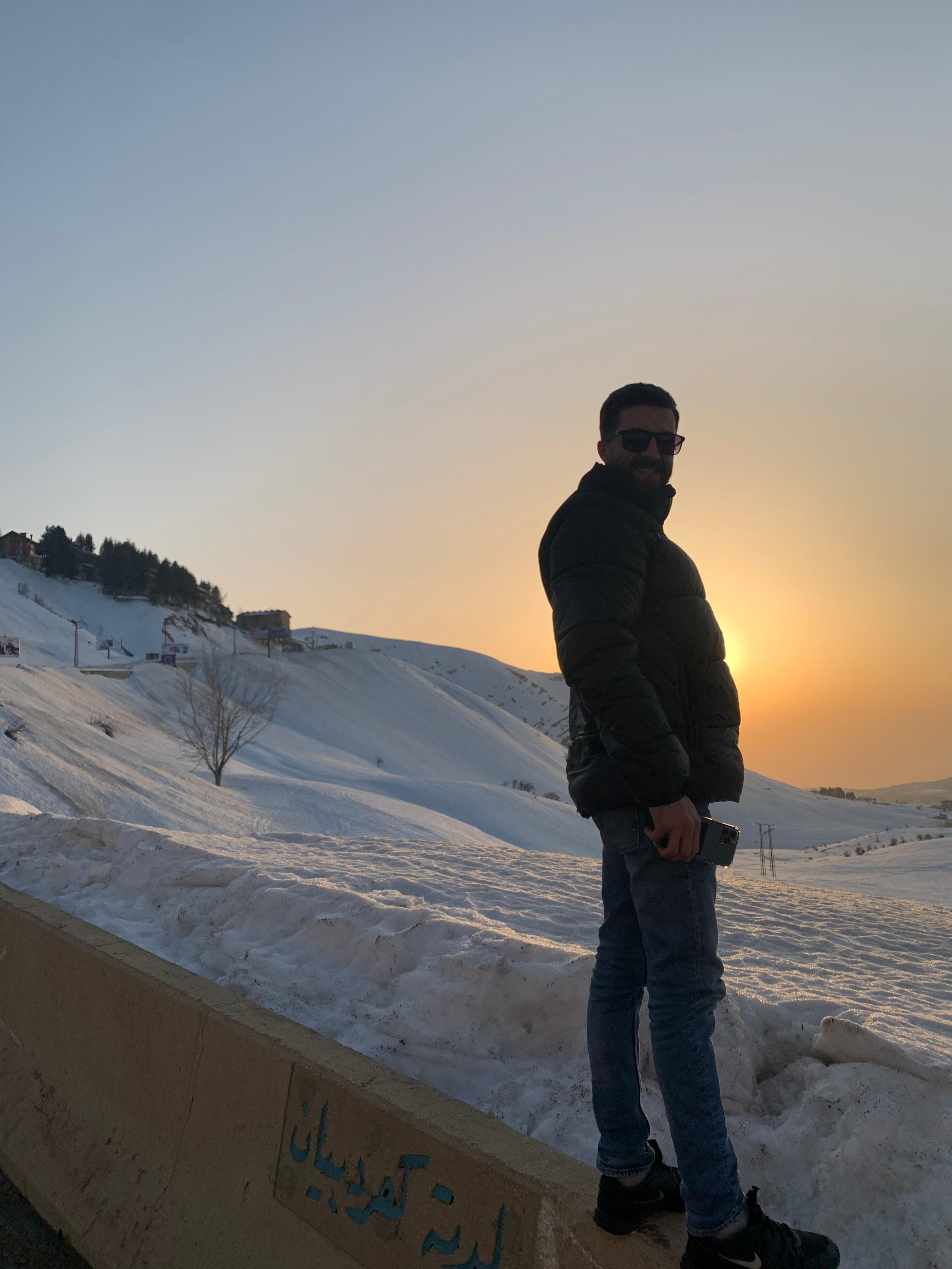 لا يقبل الخطأ أبدا